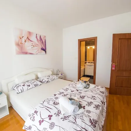 Orca Centar And Free Garage Parking * Mostar